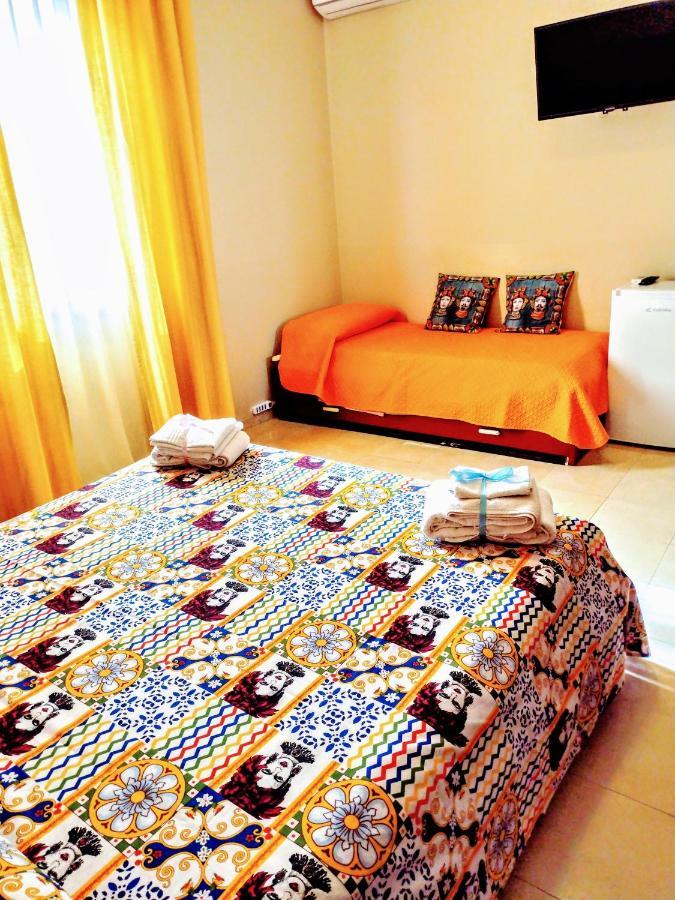 Bed & Breakfast Delle Palme Trapani Ngoại thất bức ảnh