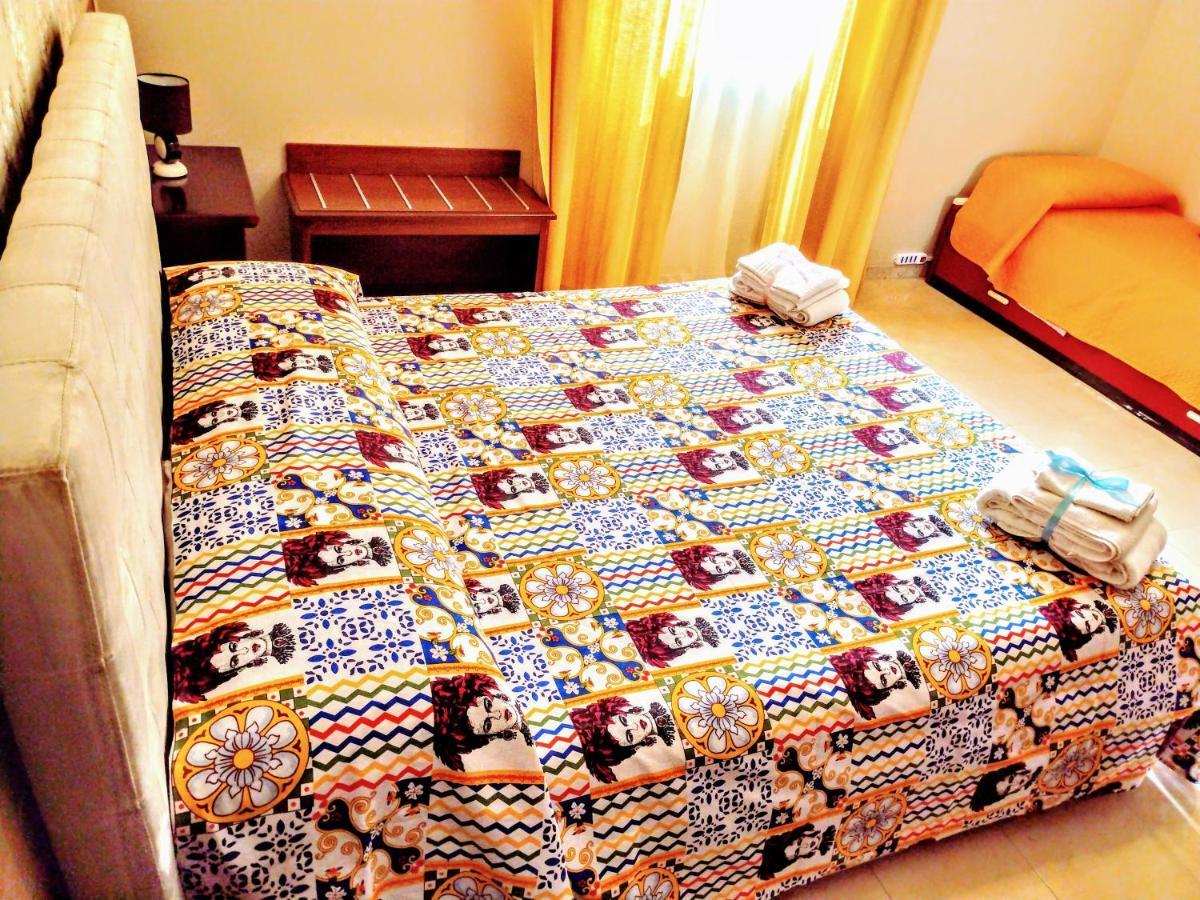 Bed & Breakfast Delle Palme Trapani Ngoại thất bức ảnh