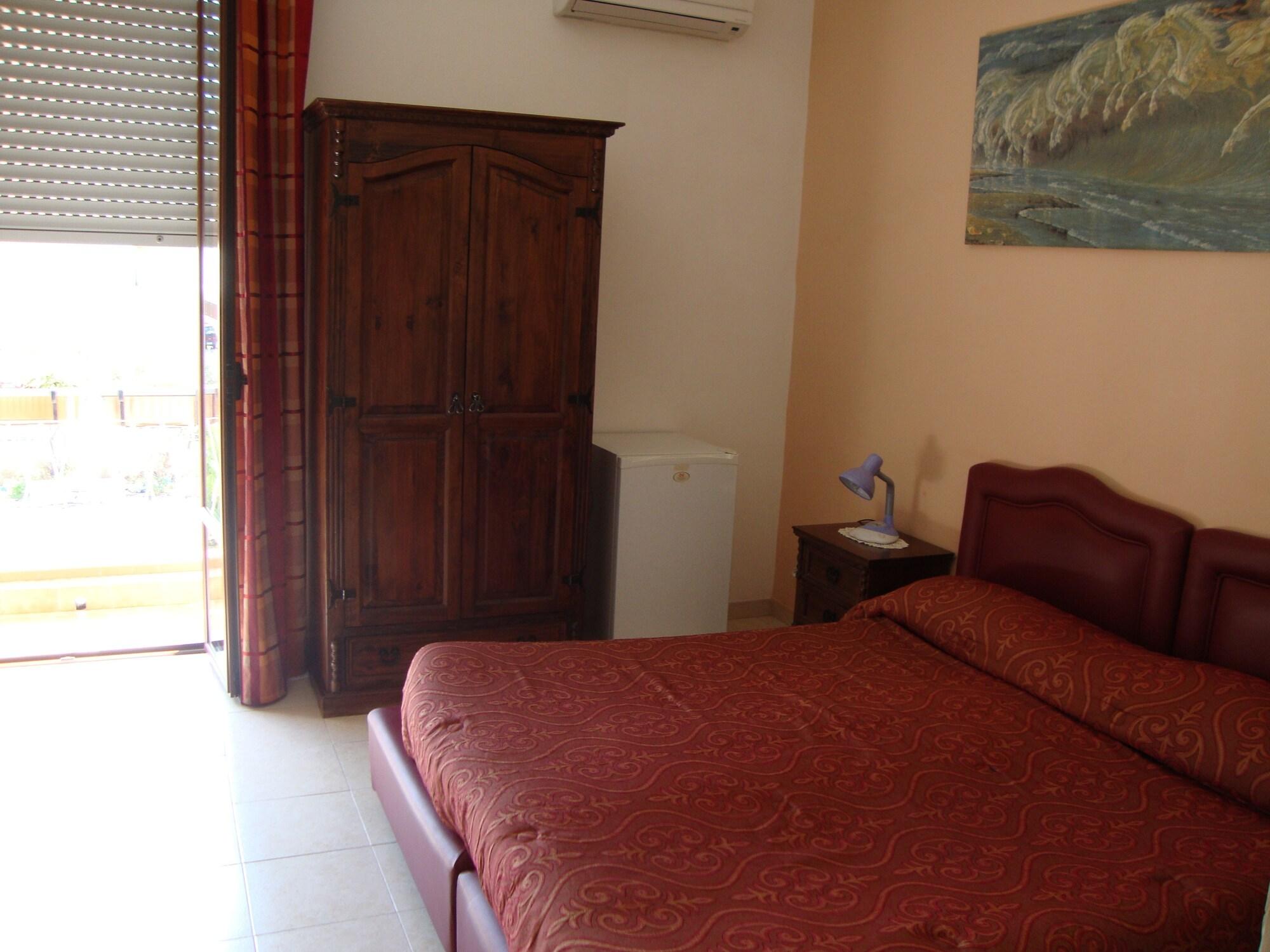 Bed & Breakfast Delle Palme Trapani Ngoại thất bức ảnh