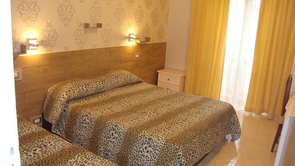 Bed & Breakfast Delle Palme Trapani Ngoại thất bức ảnh