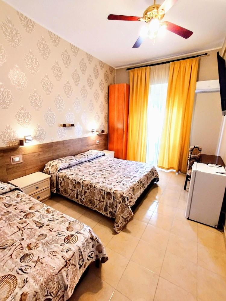 Bed & Breakfast Delle Palme Trapani Ngoại thất bức ảnh