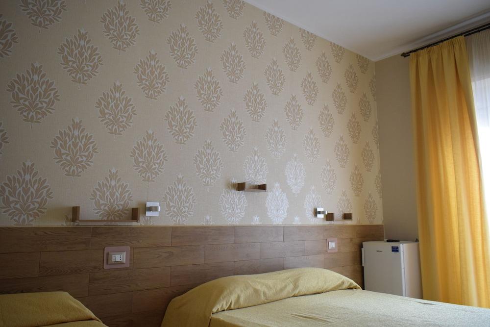 Bed & Breakfast Delle Palme Trapani Ngoại thất bức ảnh