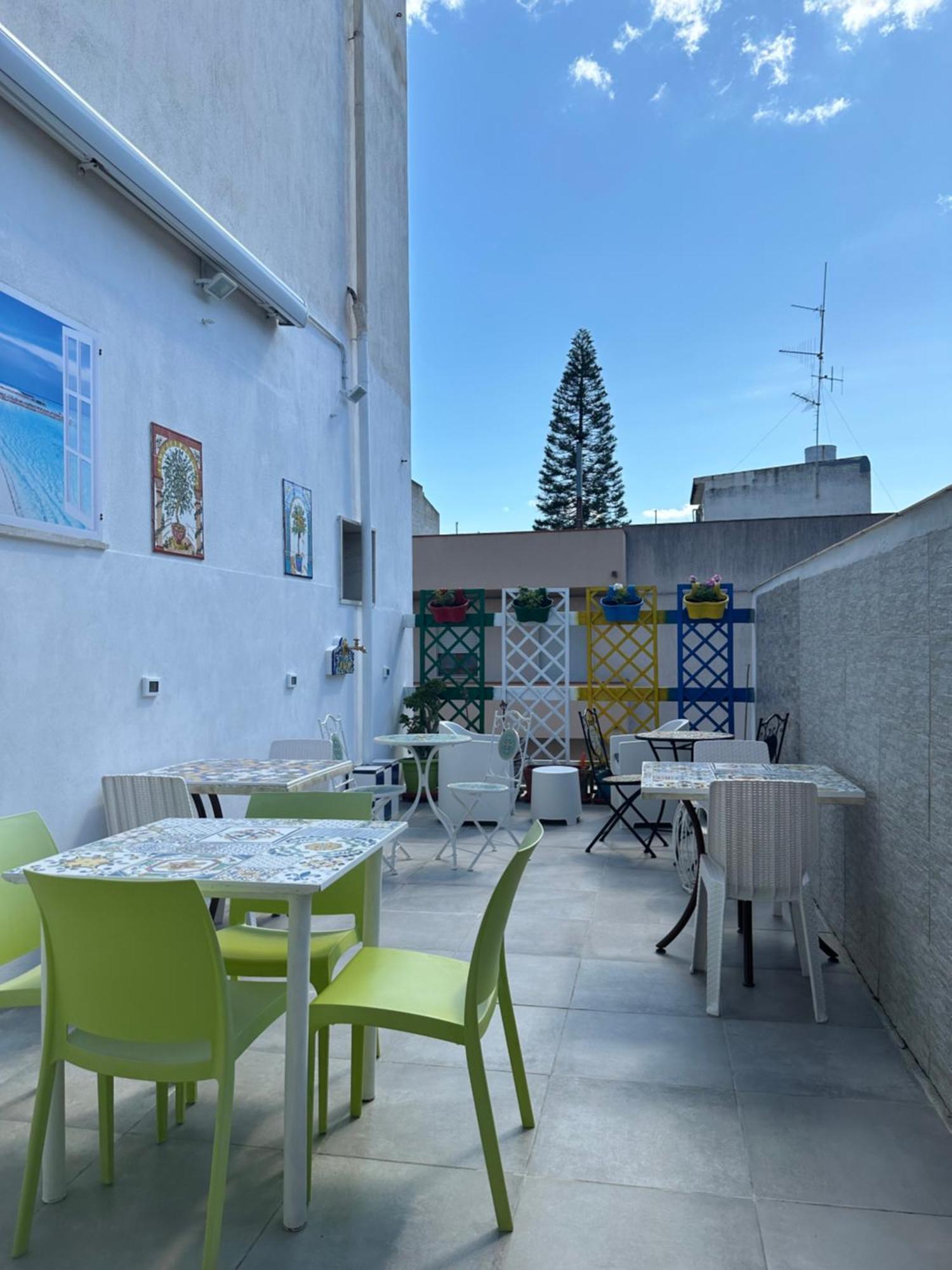 Bed & Breakfast Delle Palme Trapani Ngoại thất bức ảnh