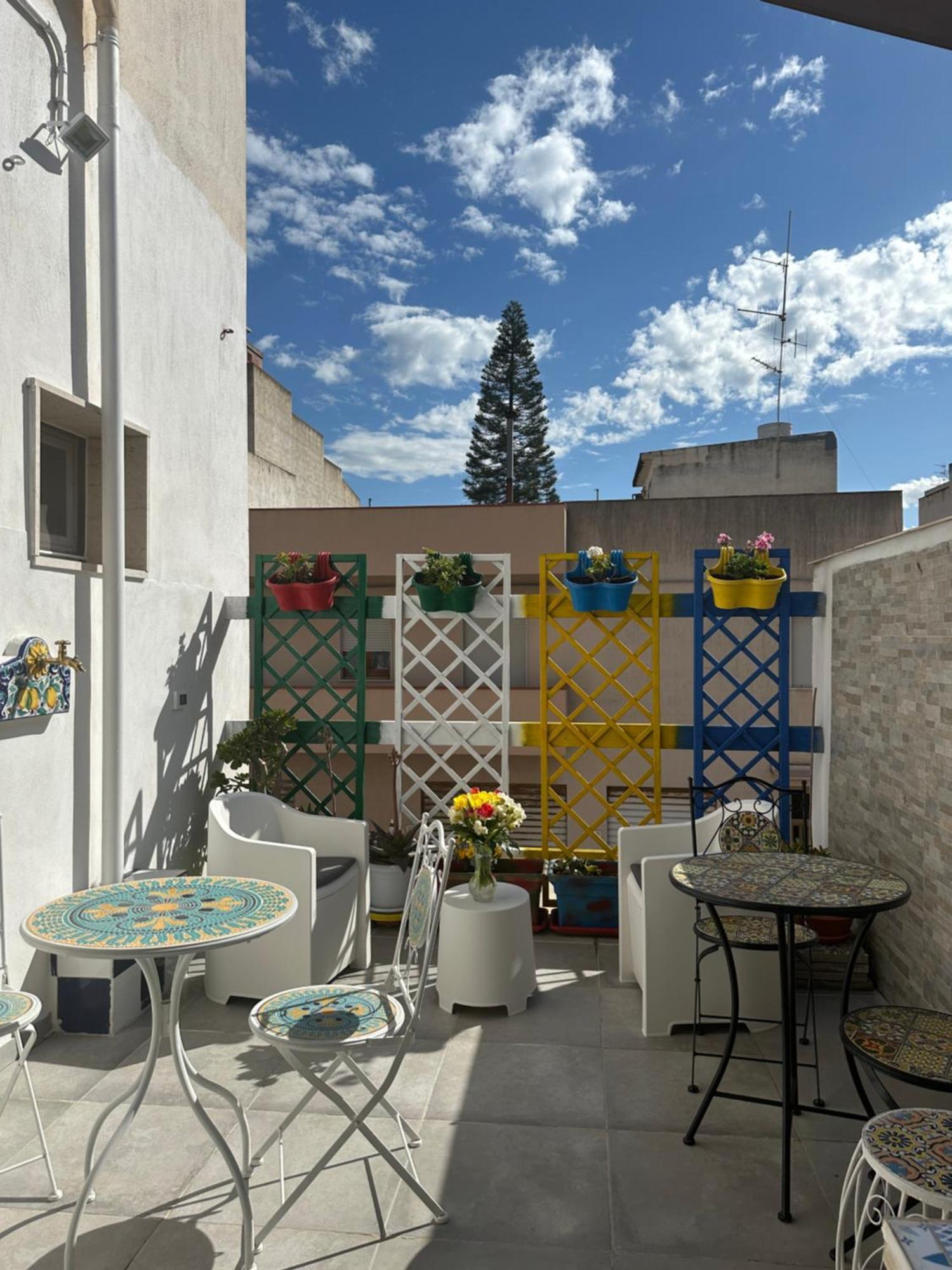 Bed & Breakfast Delle Palme Trapani Ngoại thất bức ảnh