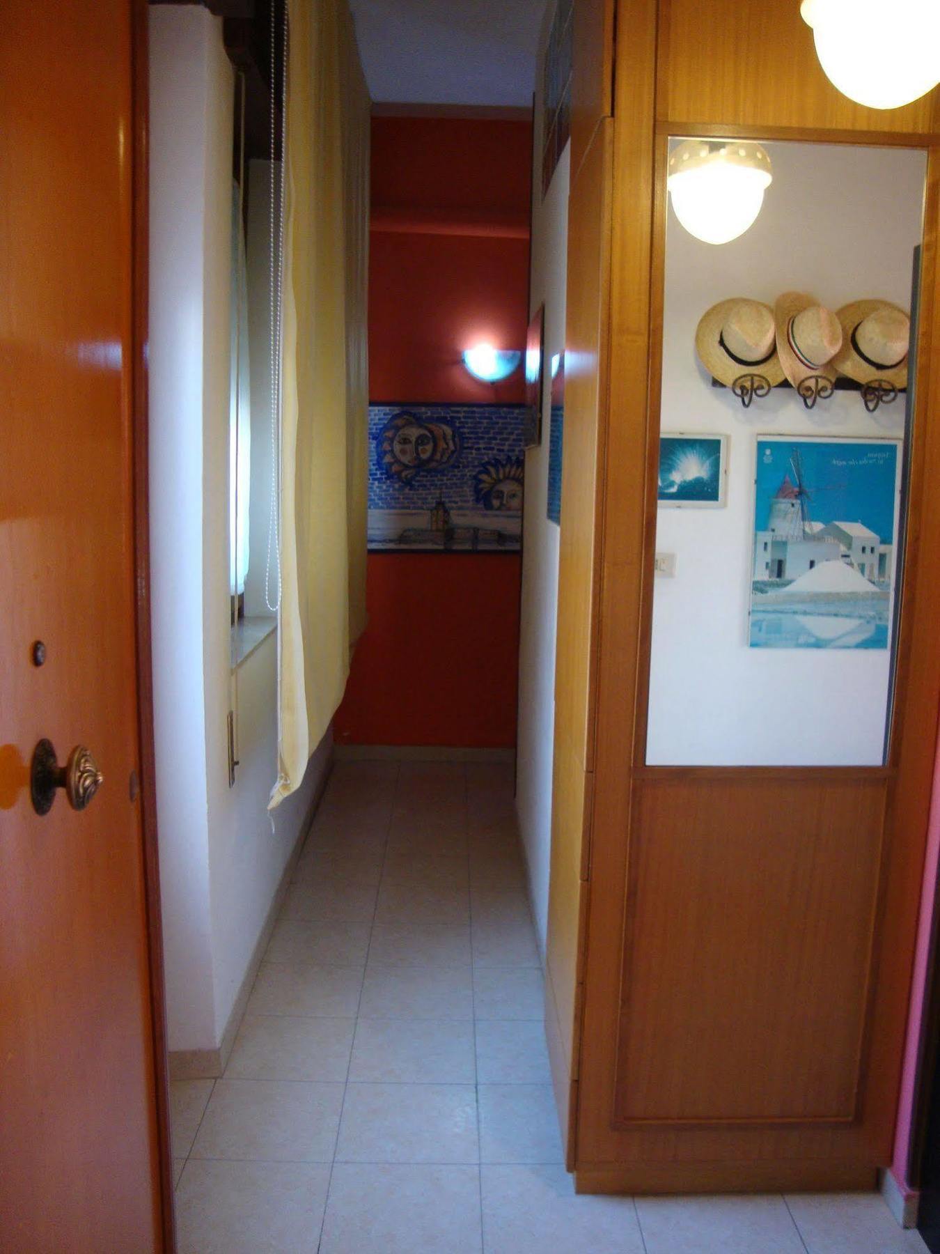 Bed & Breakfast Delle Palme Trapani Ngoại thất bức ảnh