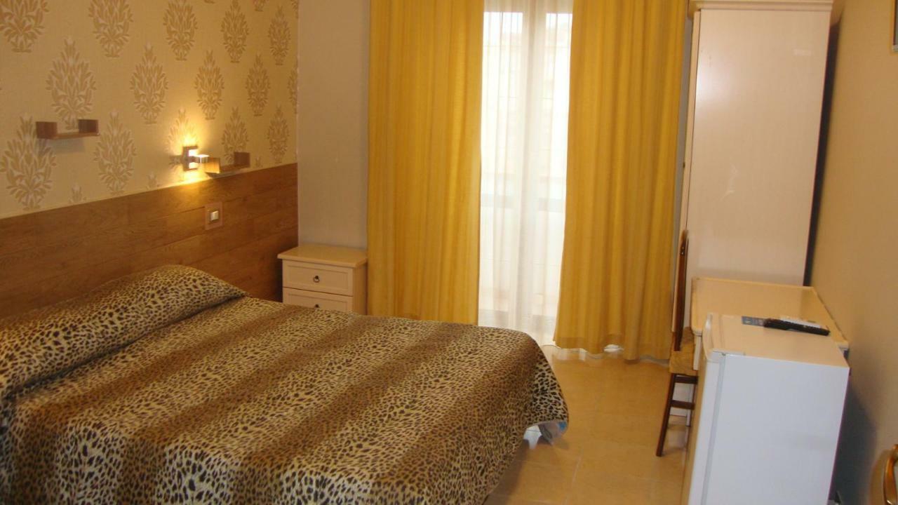 Bed & Breakfast Delle Palme Trapani Ngoại thất bức ảnh